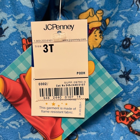 Shirt - Picture 3 of 3